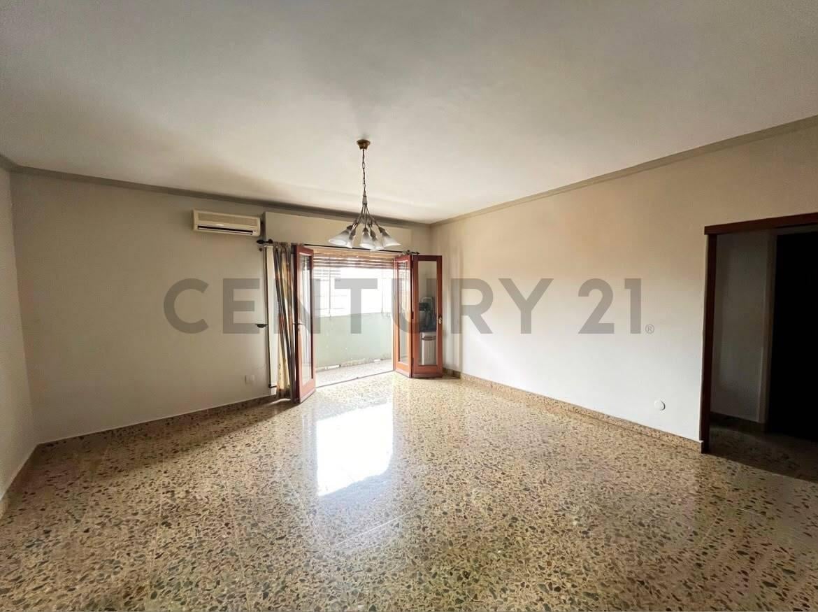 Foto de DEPARTAMENTO VENTA 3 AMBIENTES FLORESTA NORTE, imagen 1
