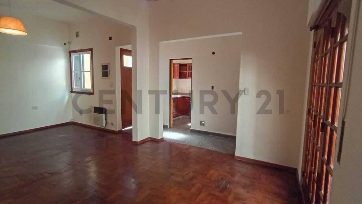 Foto de ALQUILER PH 3 AMBIENTES en VILLA LYNCH, imagen 4