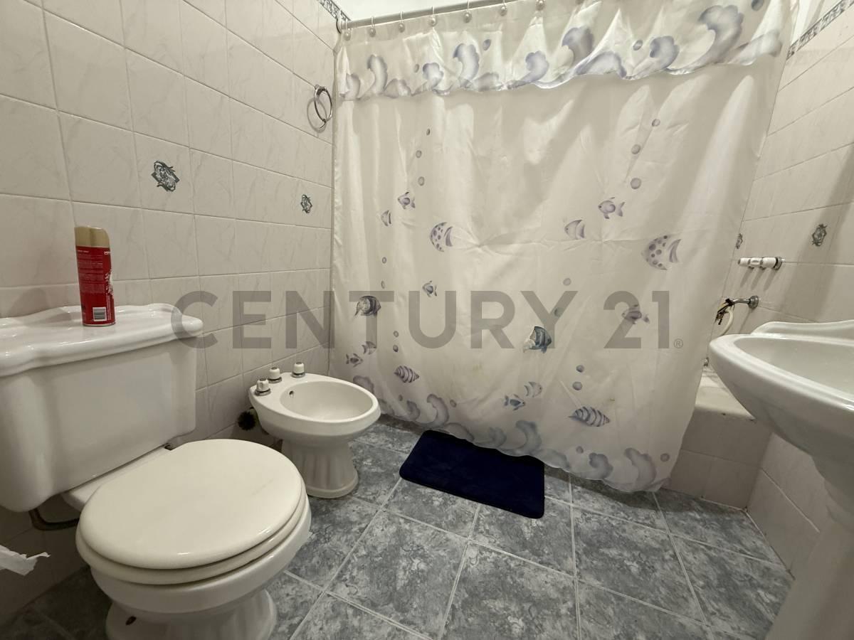 Foto de Venta PH 3 ambientes con GRAN TERRAZA, imagen 3