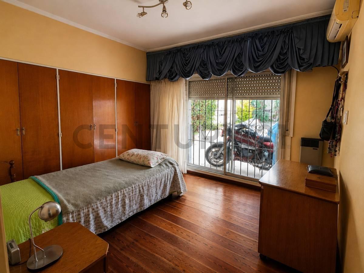 Foto de CASA 4 AMB EN VENTA. SANTA RITA, imagen 5