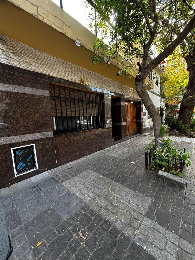 Foto de CASA 4 AMB EN VENTA. SANTA RITA, imagen 1