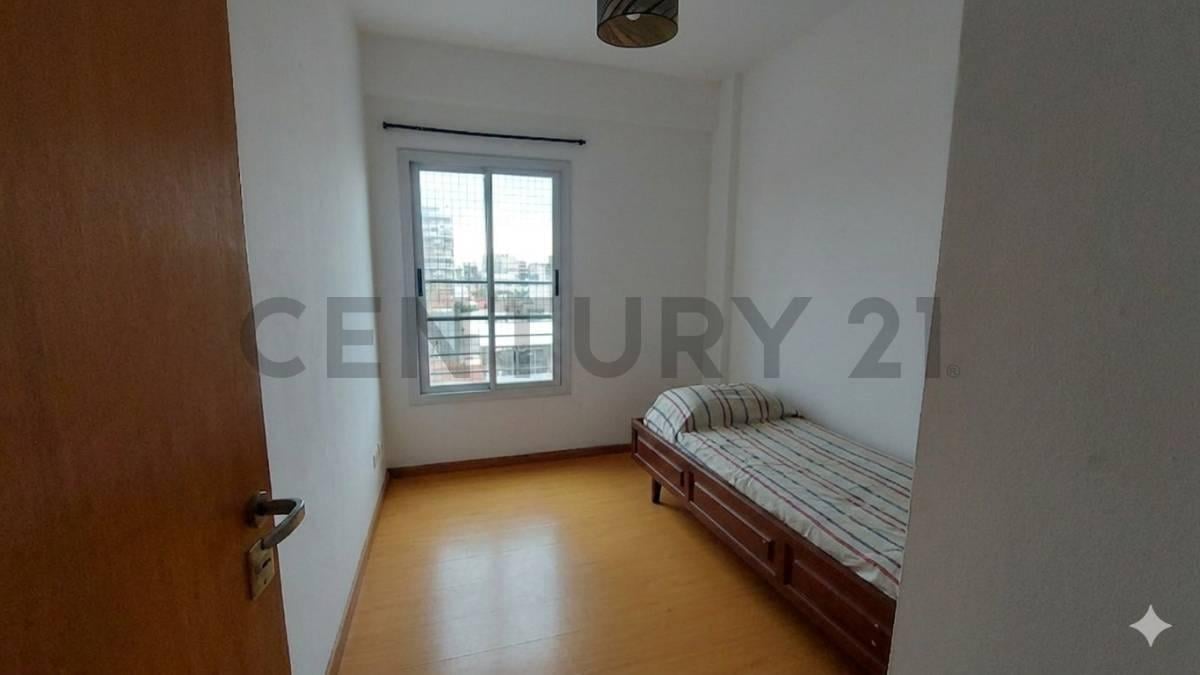 Foto de VENTA DEPARTAMENTO 3 AMBIENTES CON COCHERA EN VILLA PUEYRREDON, imagen 2