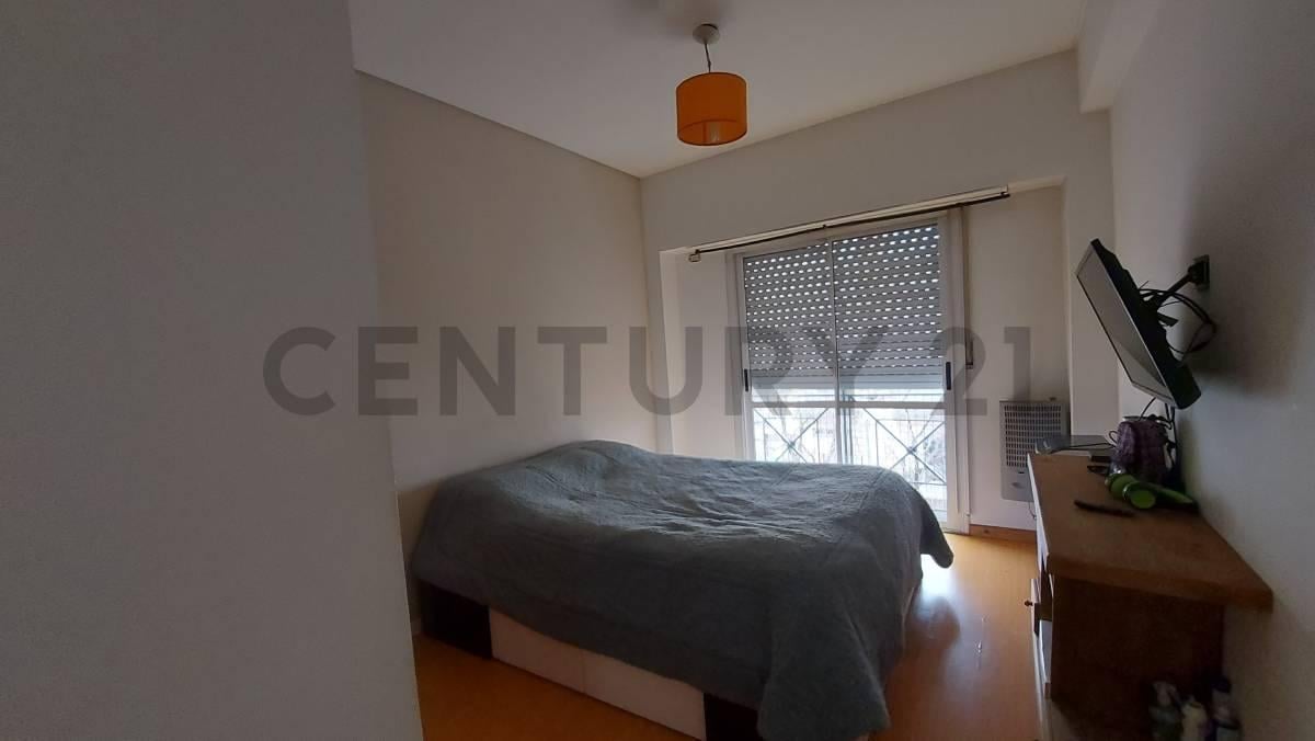 Foto de VENTA DEPARTAMENTO 3 AMBIENTES CON COCHERA EN VILLA PUEYRREDON, imagen 5