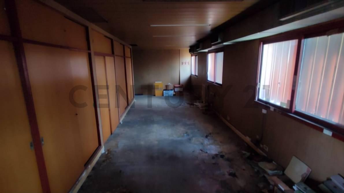 Foto de VENTA IMPORTANTE INMUEBLE INDUSTRIAL / EX FRIGORÍFICO EN RAMOS MEJÍA, imagen 5