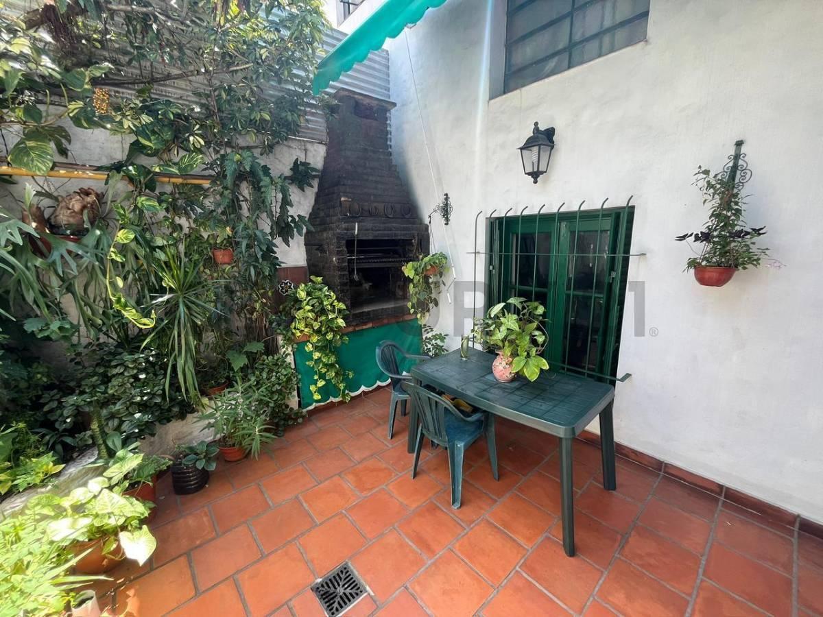Foto de VENTA PH DUPLEX 3 AMBIENTES EN SAENZ PEÑA CON COCHERA, imagen 1