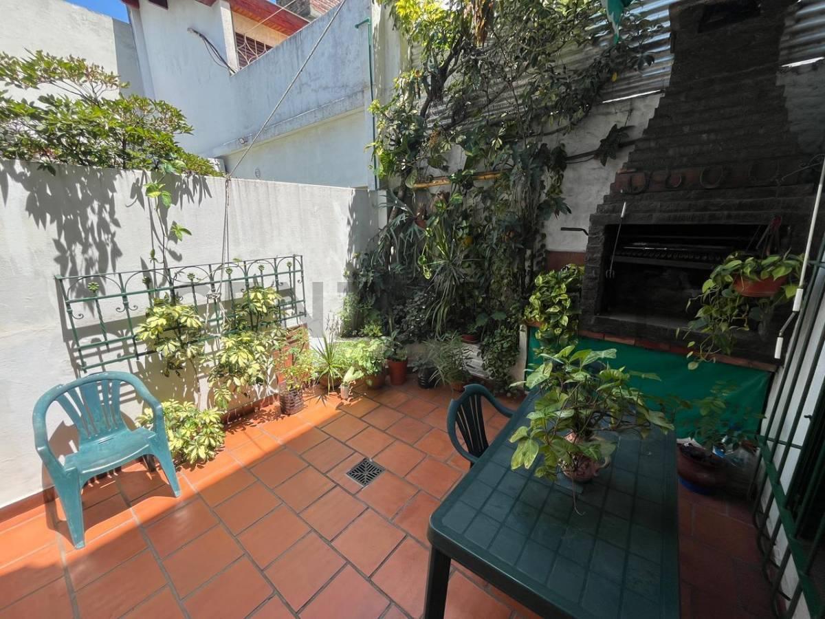 Foto de VENTA PH DUPLEX 3 AMBIENTES EN SAENZ PEÑA CON COCHERA, imagen 2