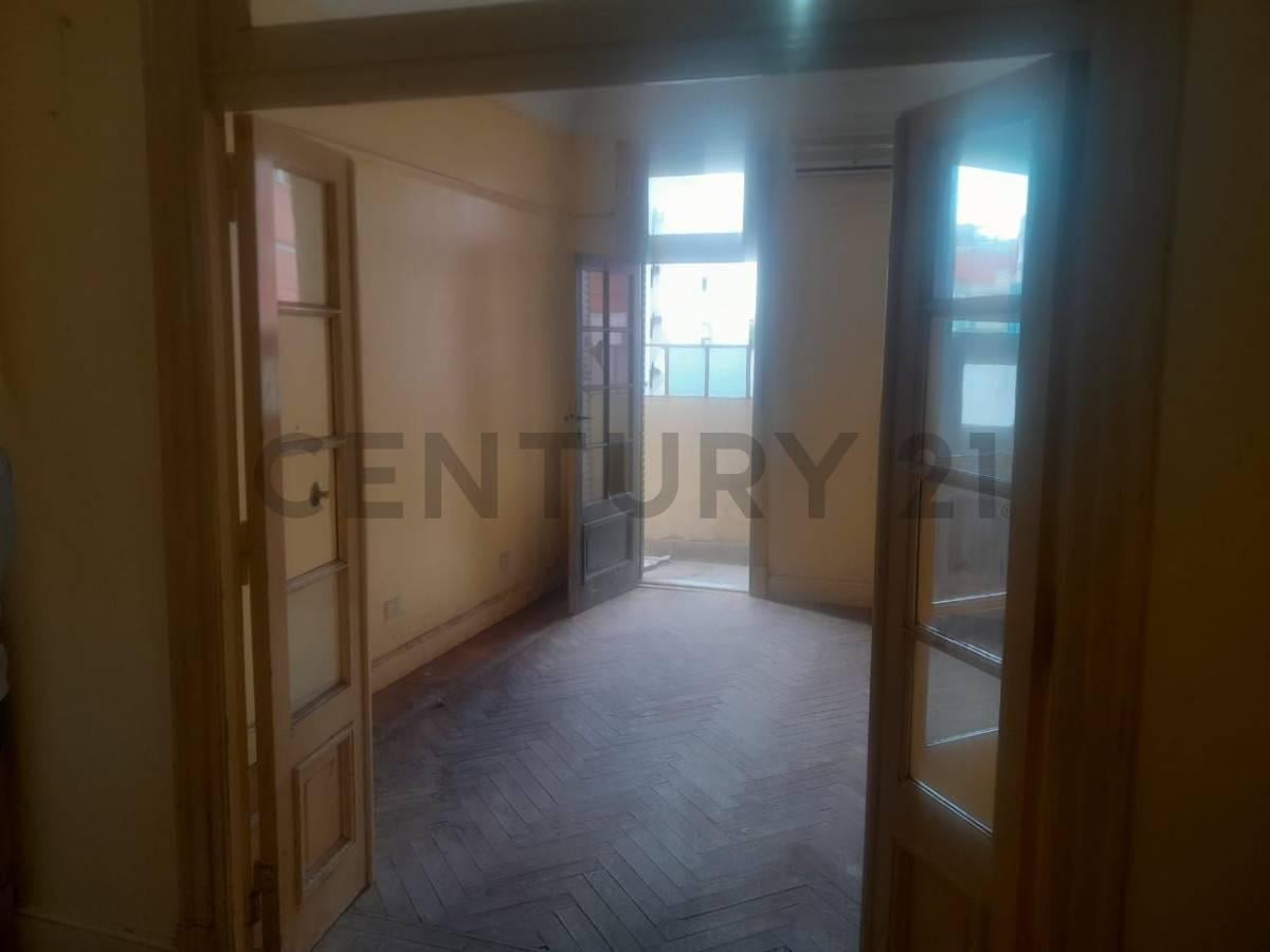 Foto de Venta Departamento 4 ambientes en La Boca., imagen 2