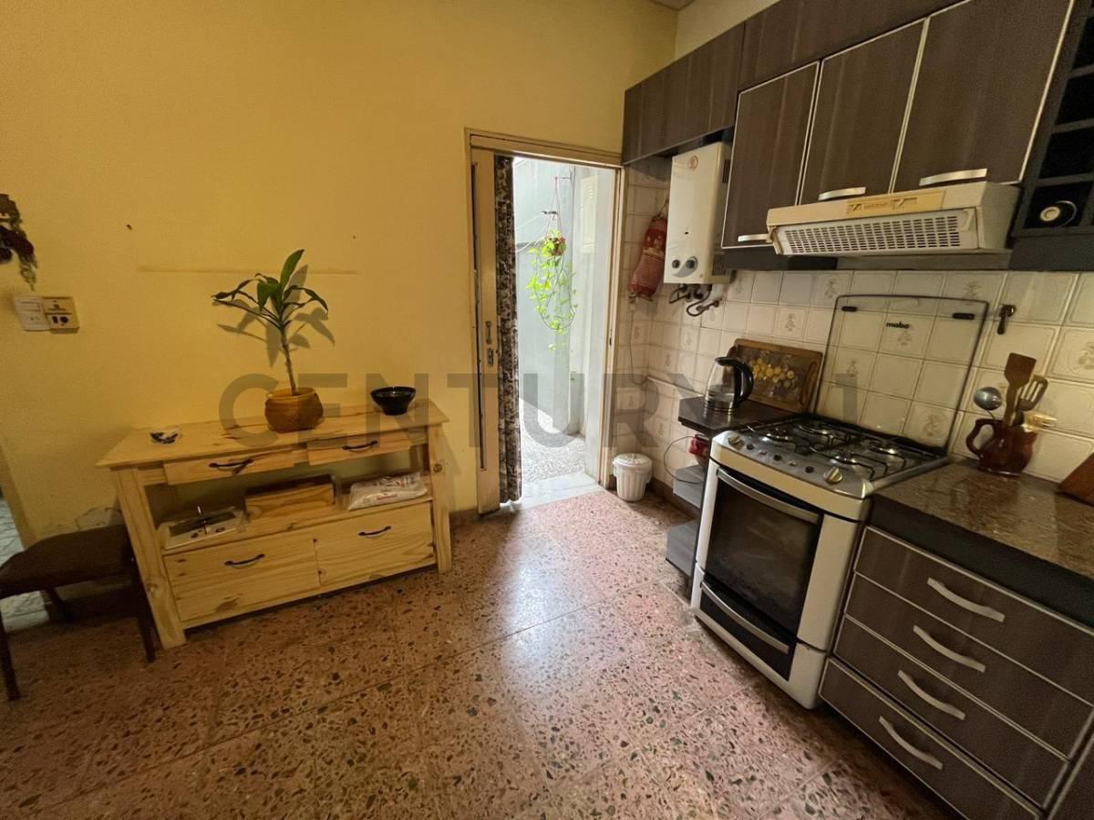 Foto de VENTA CASA 4 AMBIENTES EN LINIERS, imagen 5