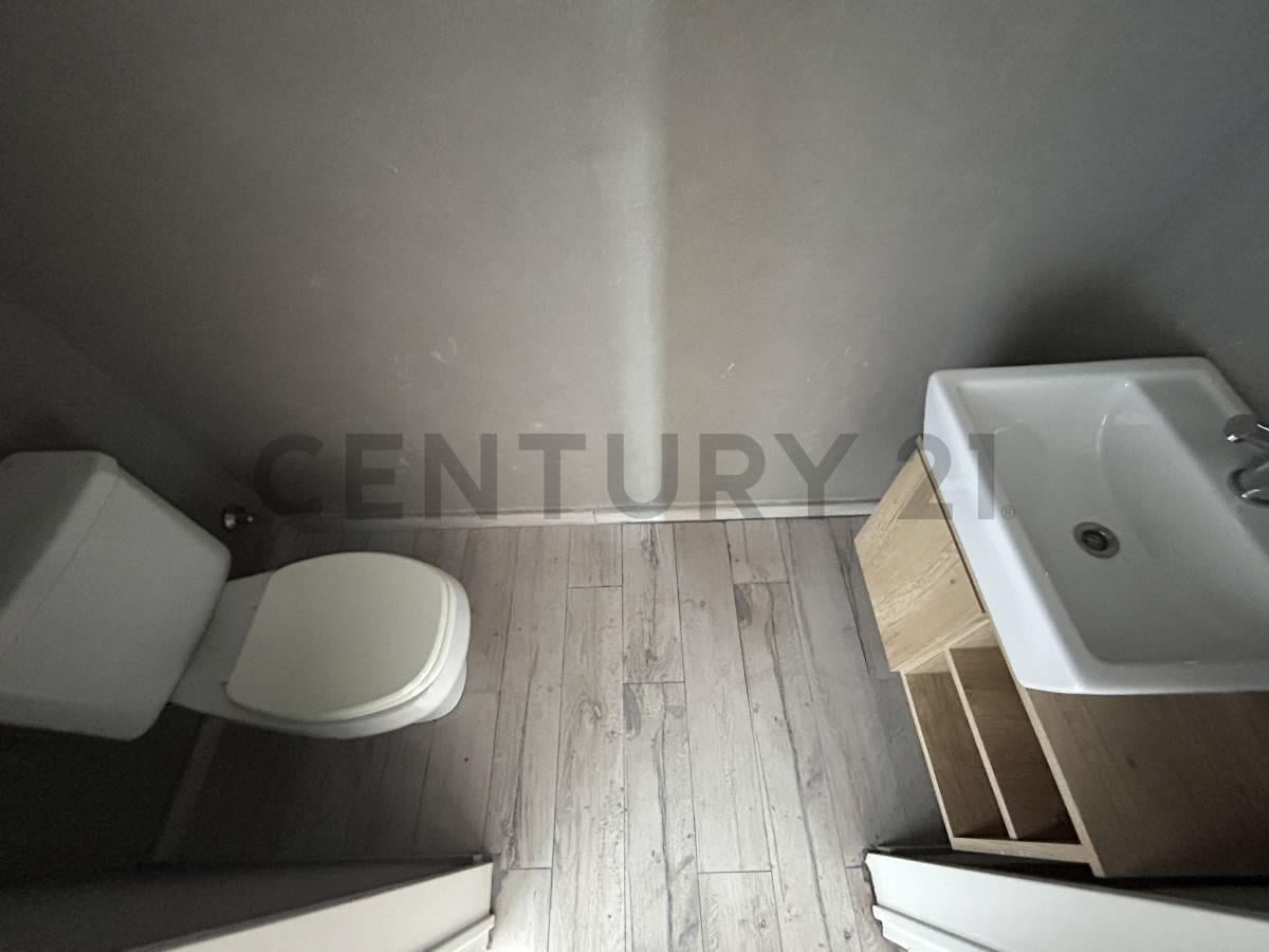 Foto de DEPARTAMENTO 4 AMBIENTES CON BALCON TERRAZA, COCHERA Y SUM, imagen 4