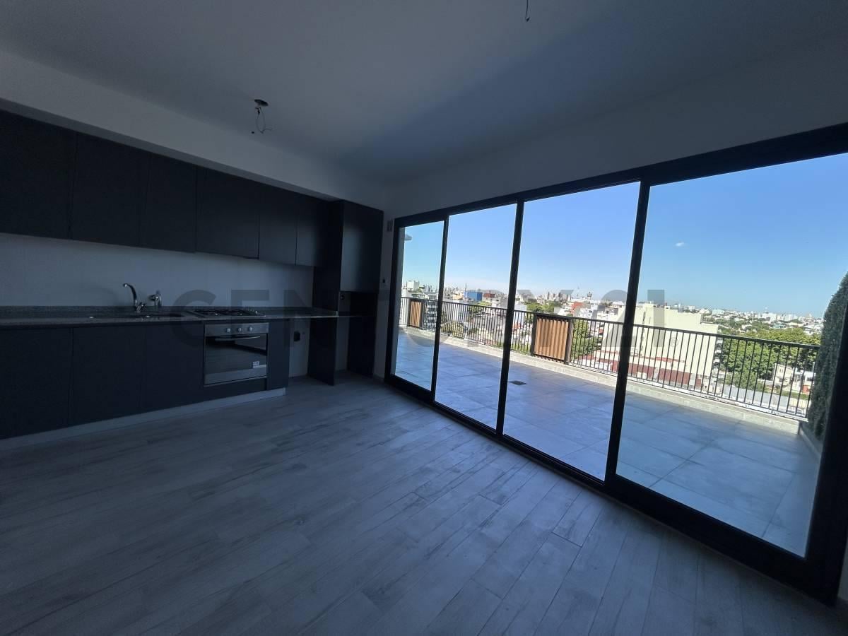 Foto de DEPARTAMENTO 4 AMBIENTES CON BALCON TERRAZA, COCHERA Y SUM, imagen 2