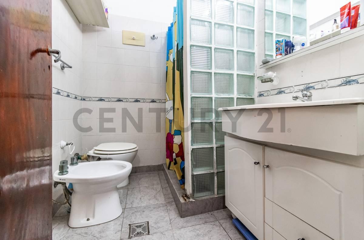 Foto de VENTA PH EN VELEZ SARSFIELD, imagen 5