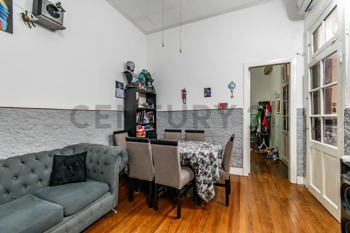 Foto de VENTA PH EN VELEZ SARSFIELD, imagen 2