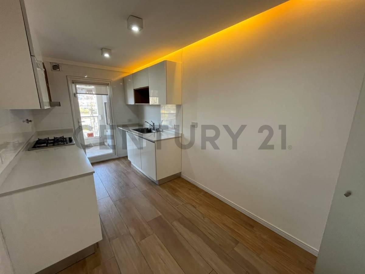 Foto de ALQUILER DEPARTAMENTO 3 AMBIENTES CON COCHERA - VILLA DEVOTO, imagen 2