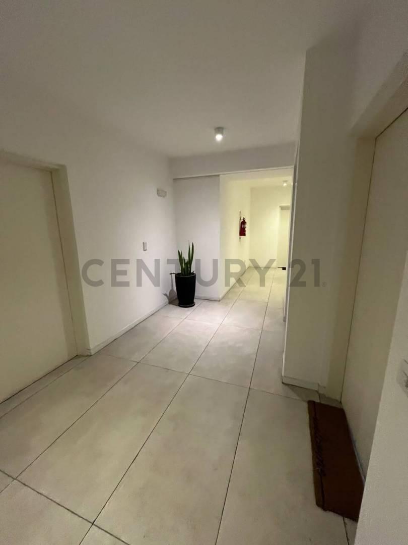Foto de ALQUILER DEPARTAMENTO 3 AMBIENTES CON COCHERA - VILLA DEVOTO, imagen 4