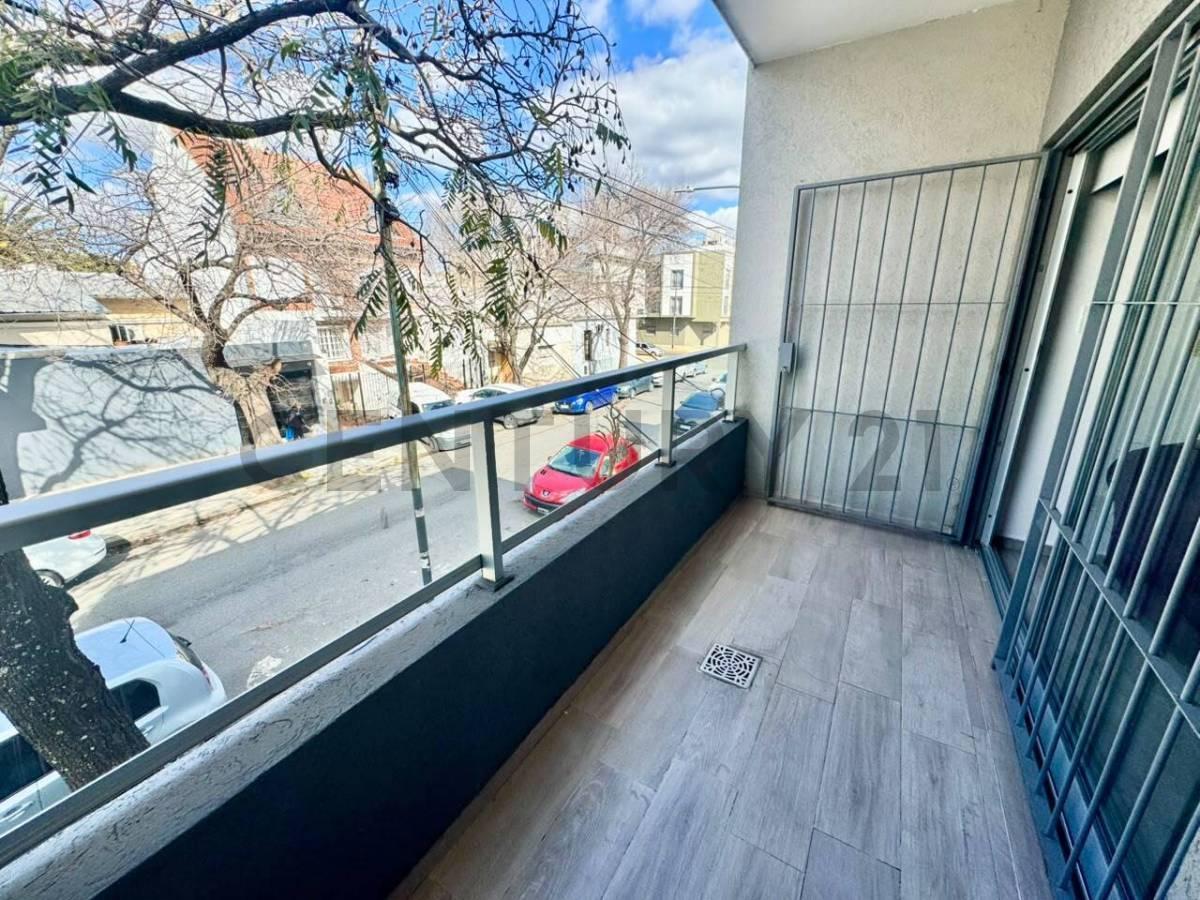 Foto de VENTA PH 2 AMBIENTES TIPO DÚPLEX EN VILLA PUEYRREDÓN, imagen 3
