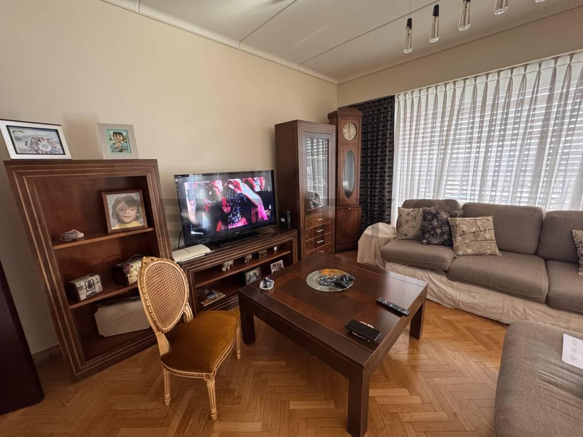 Foto de DEPARTAMENTO EN VENTA VILLA DEVOTO 6 AMBIENTES CON TRES COCHERAS, imagen 5