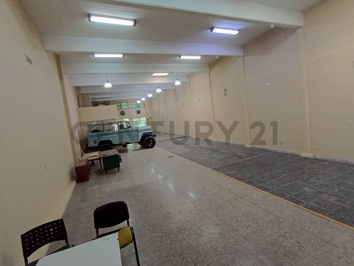 Foto de ALQUILER GALPON - DEPOSITO en VILLA DEL PARQUE, imagen 2