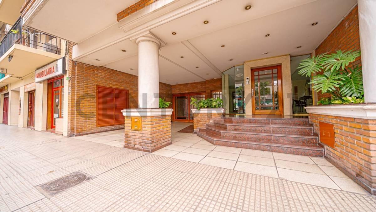 Foto de EXCELENTE PISO ENTERO EN VENTA EN VILLA DEL PARQUE, imagen 3