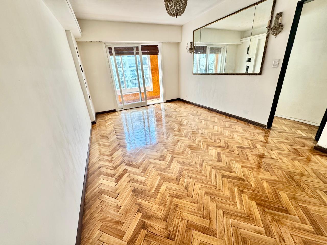 Foto de Venta departamento 3 ambientes con balcón - Recoleta, imagen 1