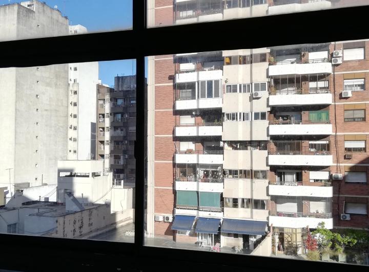 Departamento  dos ambientes  Flores  excelente ubicación 1