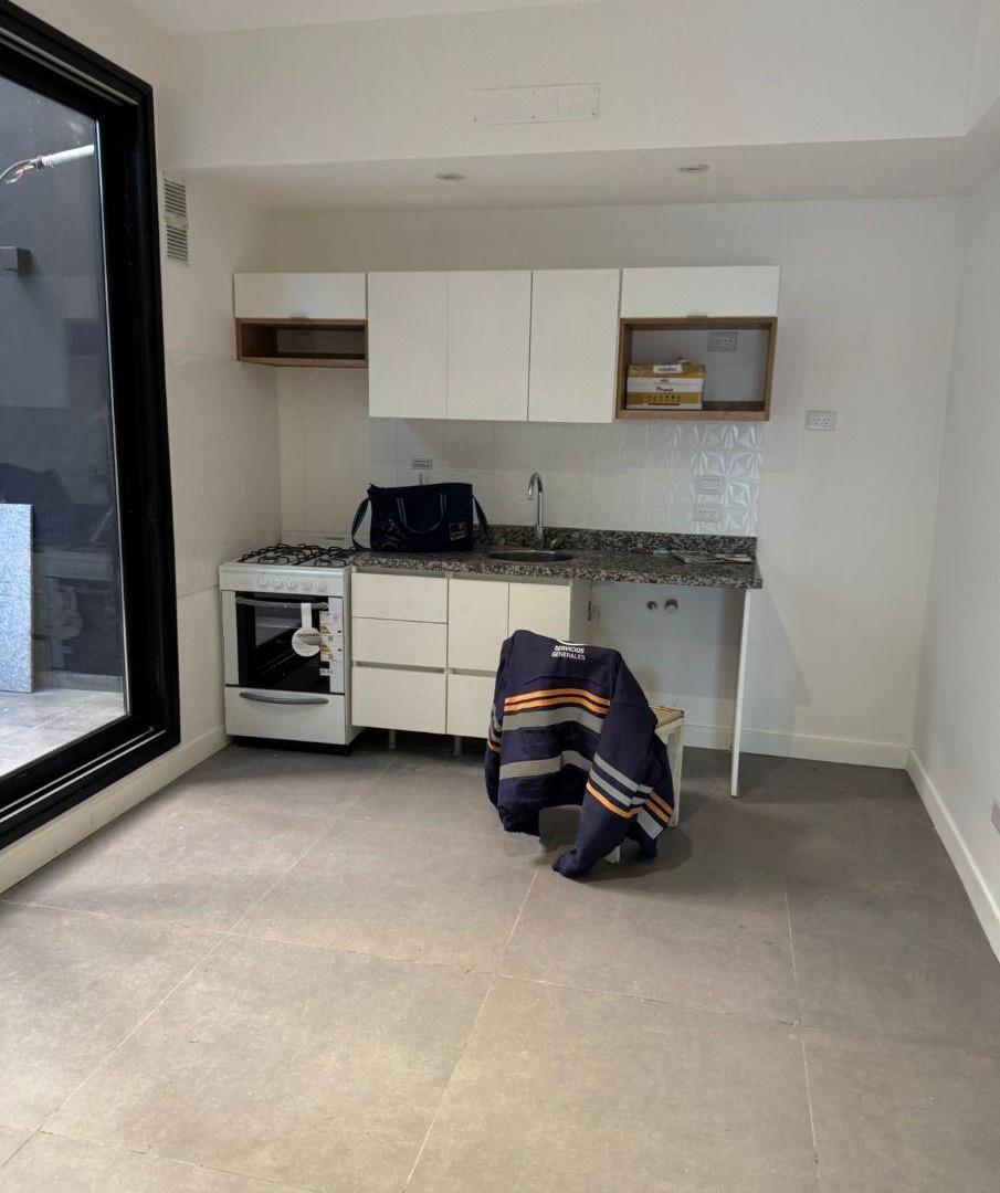 Foto de Departamento de 48 m² 2 amb con patio Pb en Núñez, imagen 2