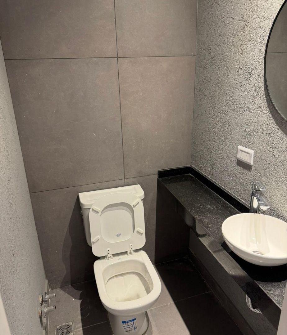 Foto de Departamento de 48 m² 2 amb con patio Pb en Núñez, imagen 2