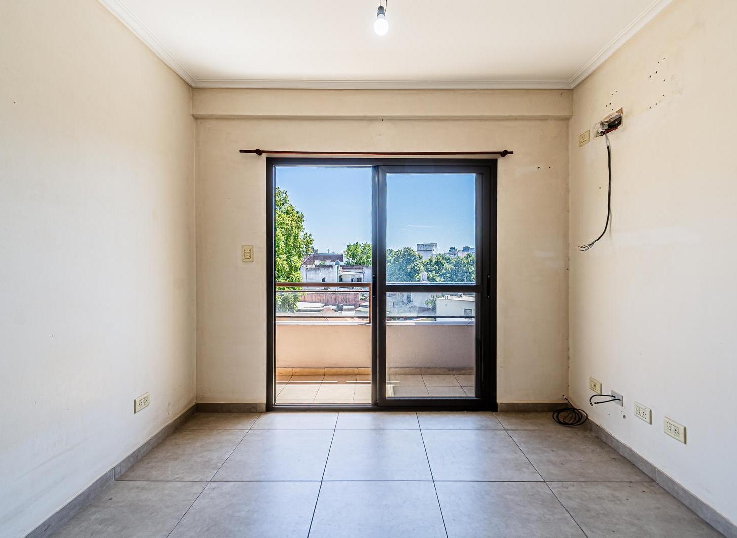 Foto de Departamento en venta de 2 ambientes en Moron sur, imagen 4