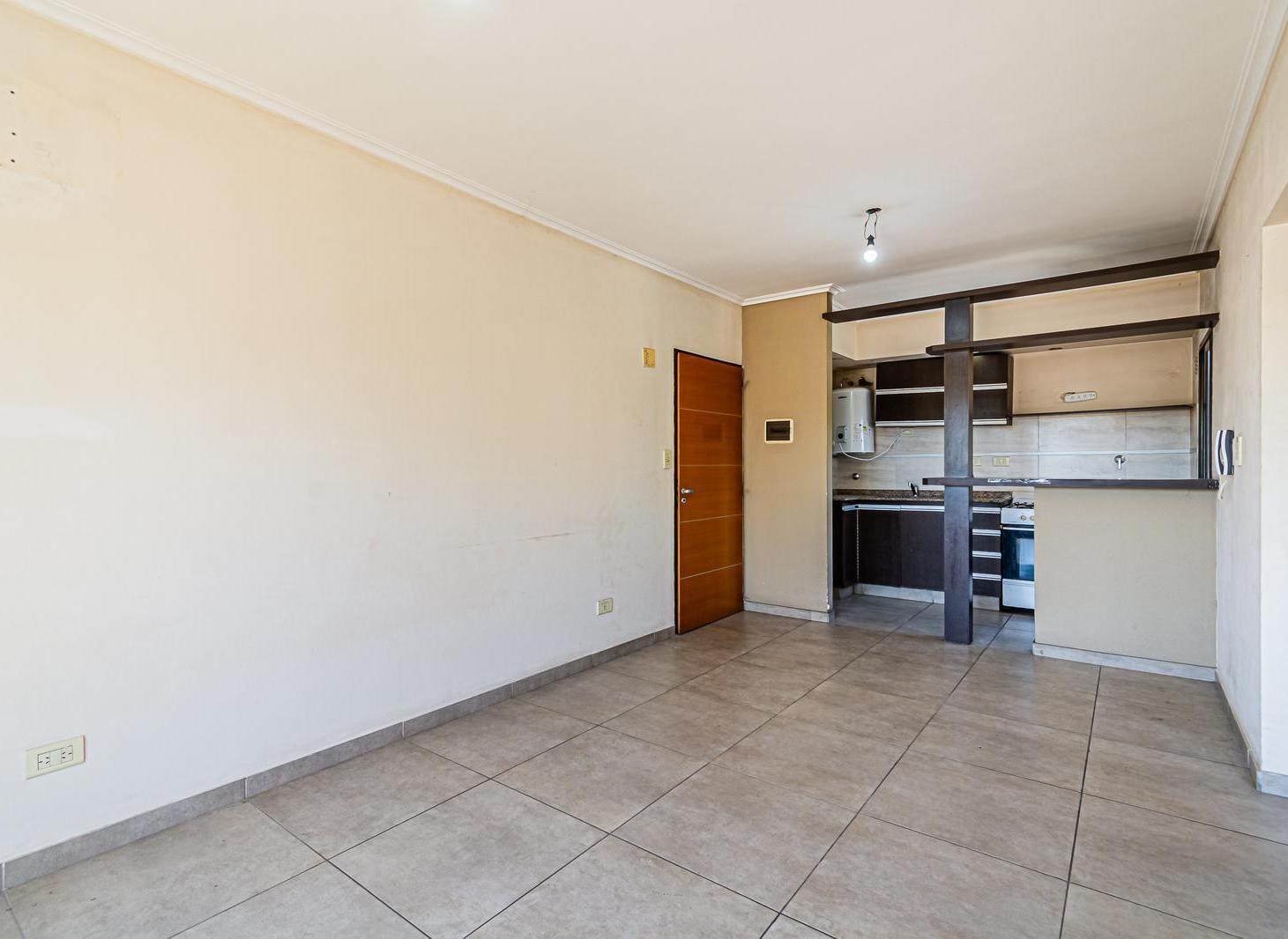 Foto de Departamento en venta de 2 ambientes en Moron sur, imagen 3
