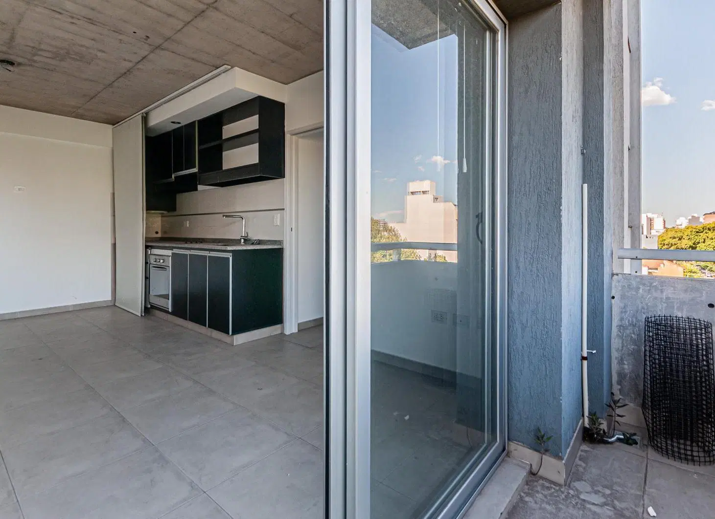 Departamento en venta de 2 ambientes en Moron Sur 5