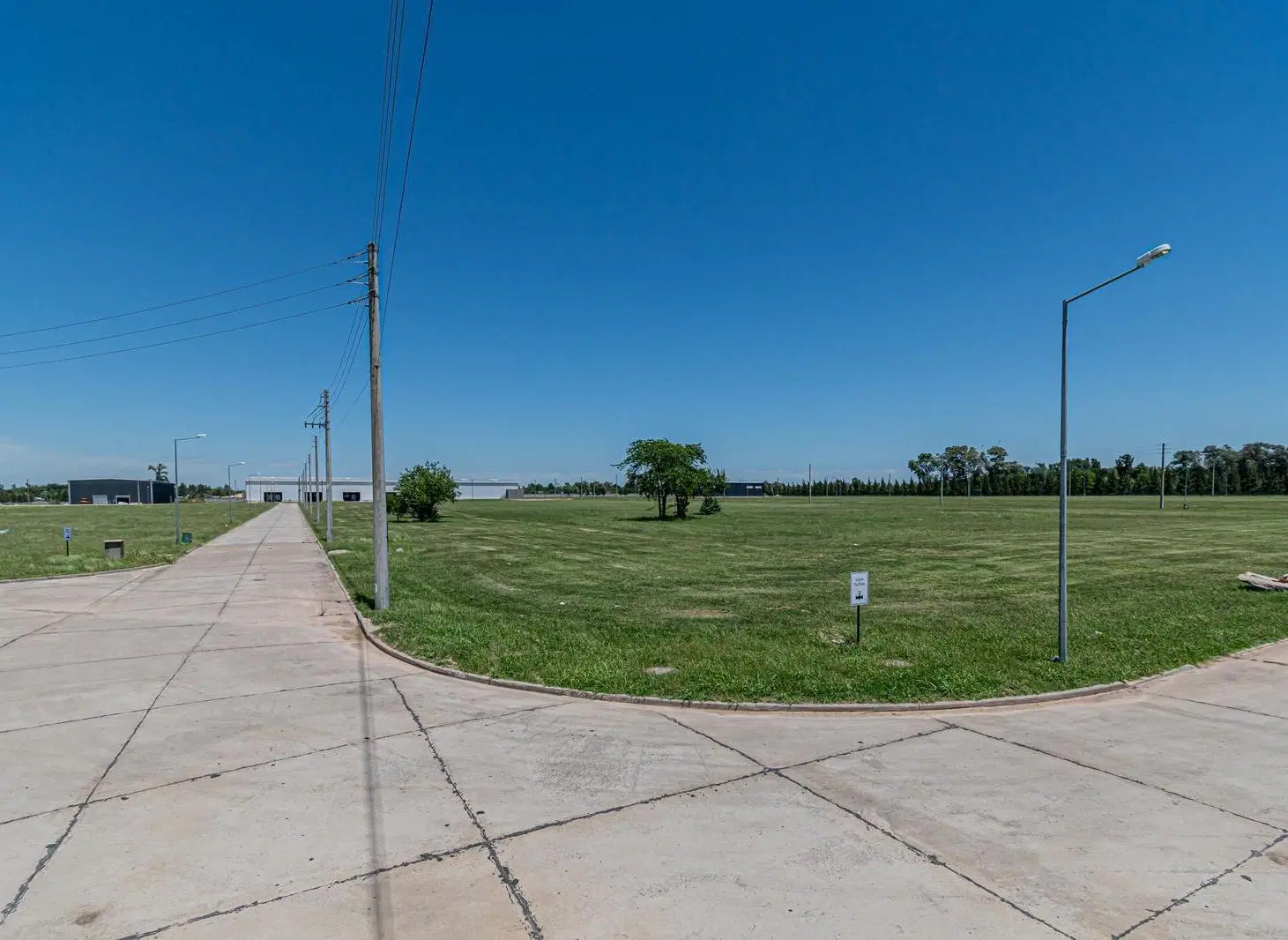 Nave industrial en alquiler en moreno 5