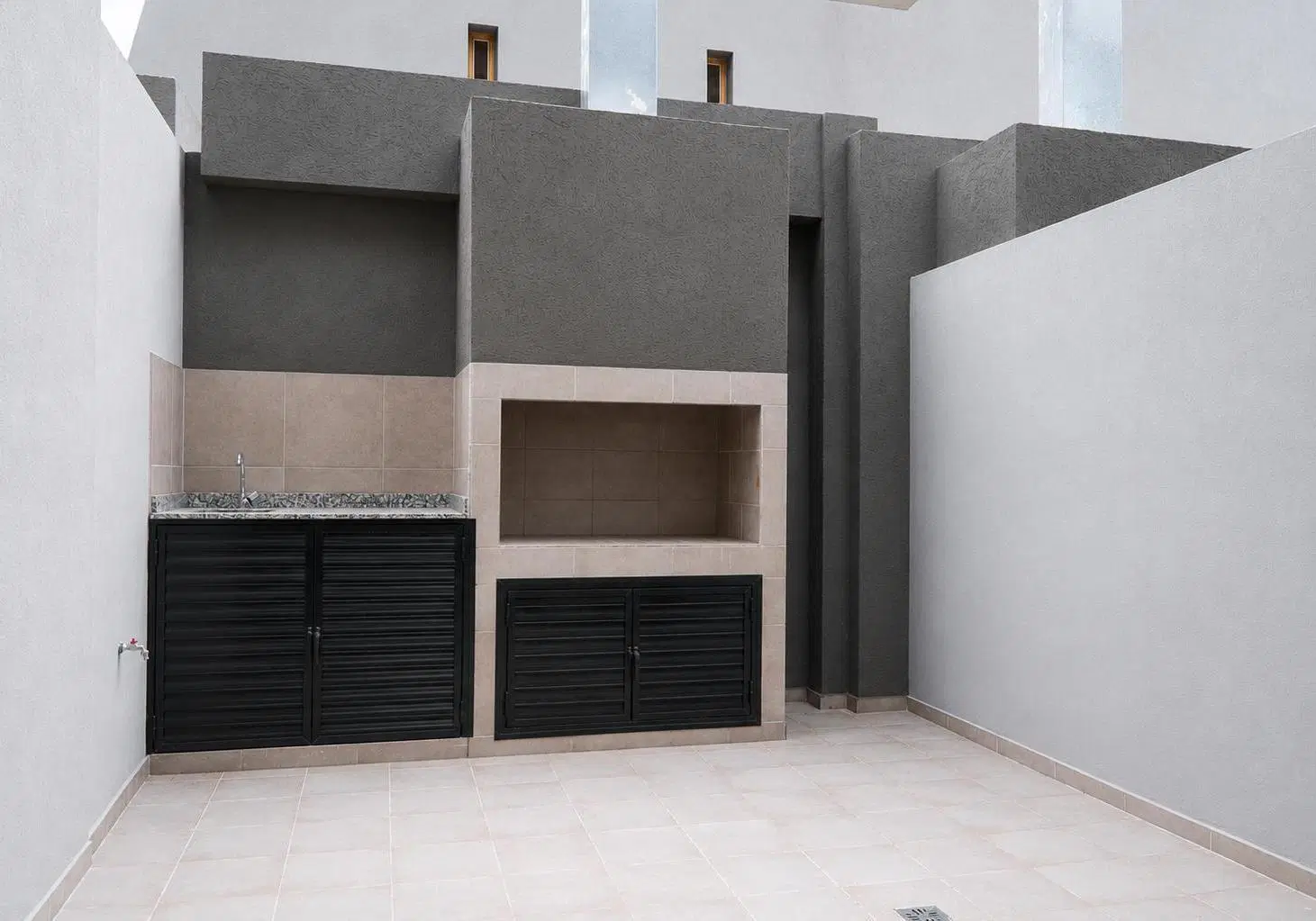 Departamento en venta 2 ambientes en moron sur 2