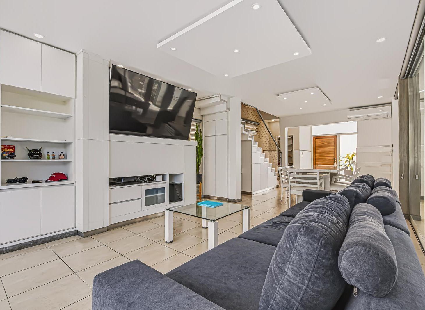 Foto de Casa en venta en barrio cerrado haras maria elena de 5 ambientes, imagen 3