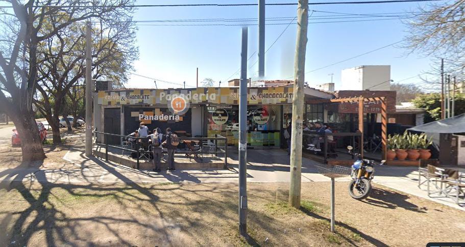 Venta Casa y 2 Locales Comeciales Av Cordillera a 2 Cuadras Mujer Urbana 4