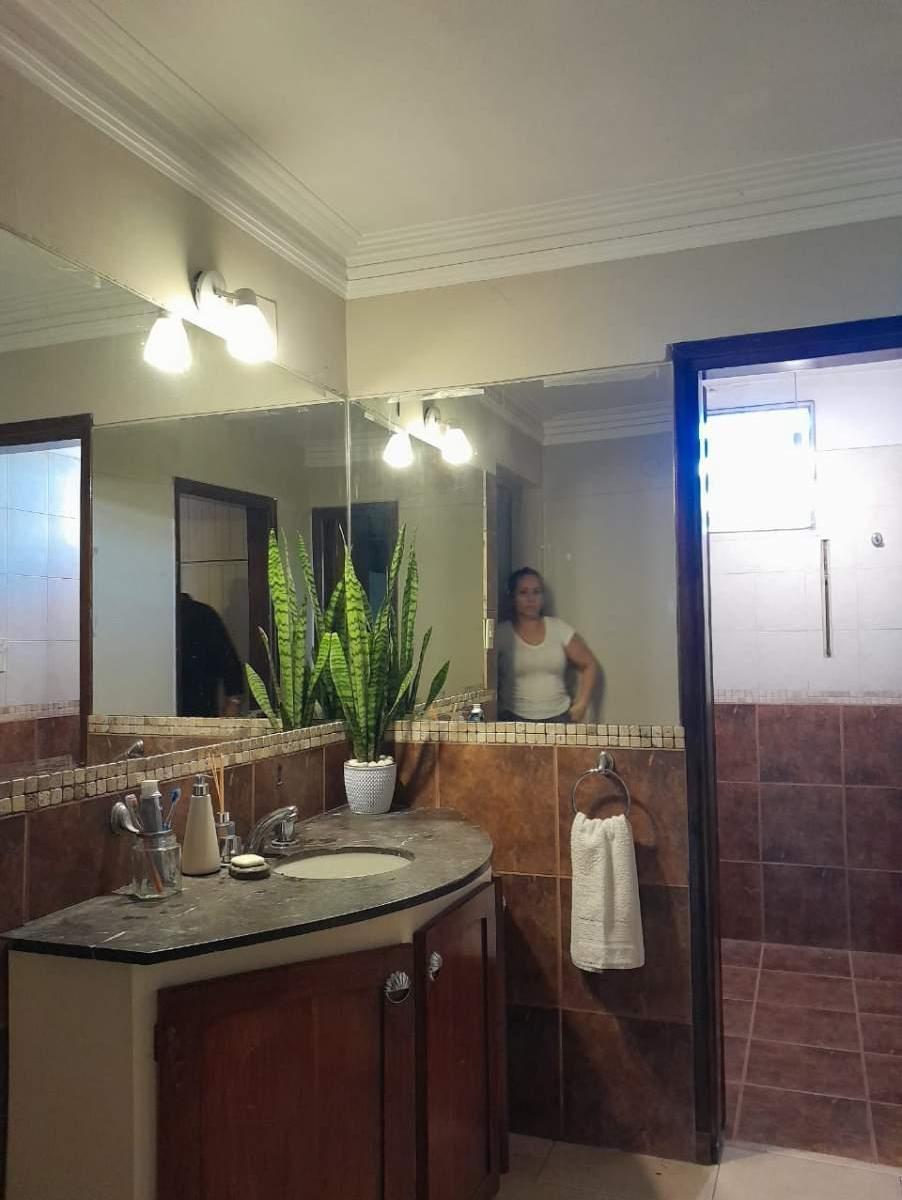 Venta Casa y 2 Locales Comeciales Av Cordillera a 2 Cuadras Mujer Urbana 5
