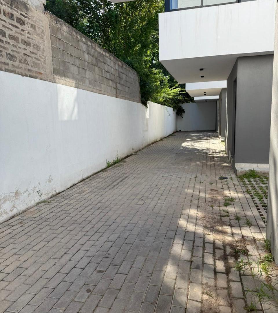 DUPLEX EN VENTA EN SALDAN