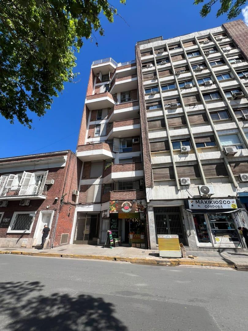 Foto de VENTA DEPARTAMENTO UN DORMITORIO EN ZONA TRIBUNALES, imagen 2