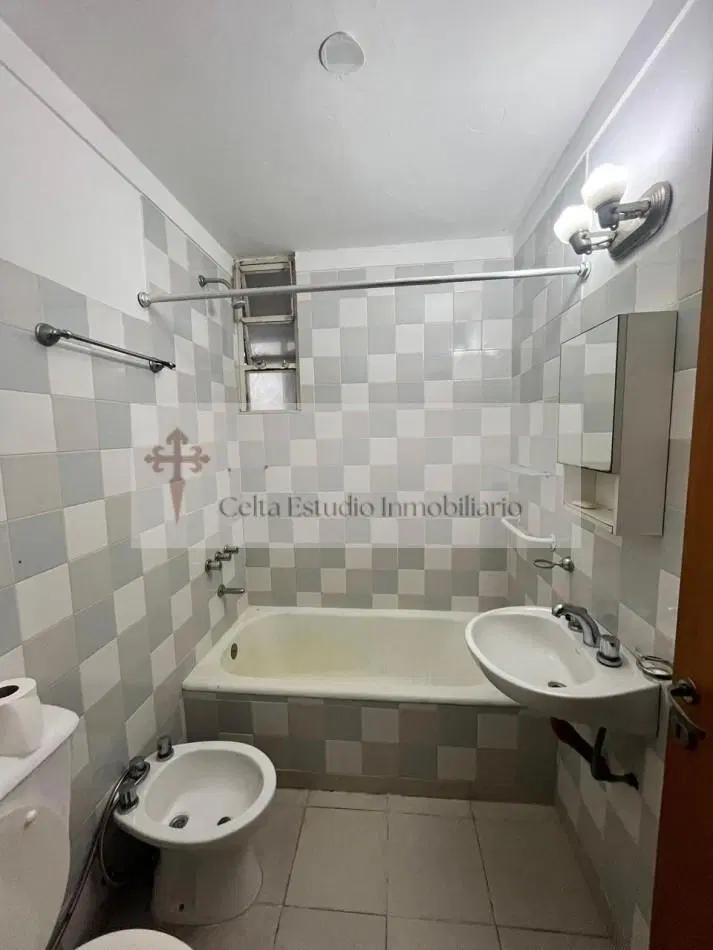 TRES AMBIENTES CON LAVADERO Y PALIER PRIVADO 4