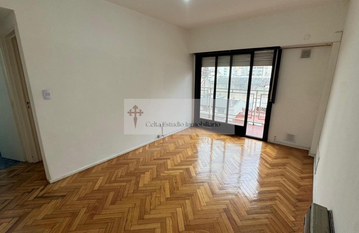 DOS AMBIENTES CON BALCON Y PUERTA BLINDADA