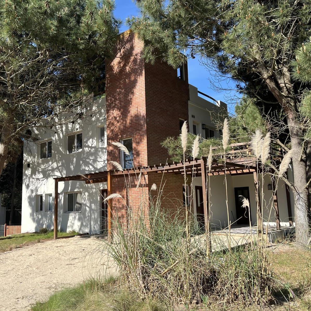 Casa en Venta en Costa Esmeralda, Barrio Residencial I 2