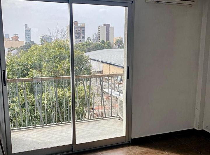 VENTA DEPTO. 2 AMB. BERAZATEGUI CENTRO 5