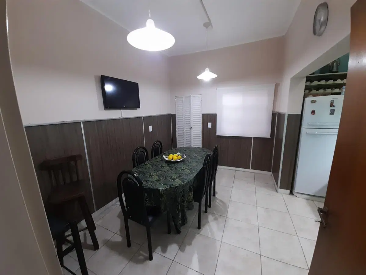 Venta/Permuta casa 3 ambientes con 3 cocheras en Don Bosco. 3