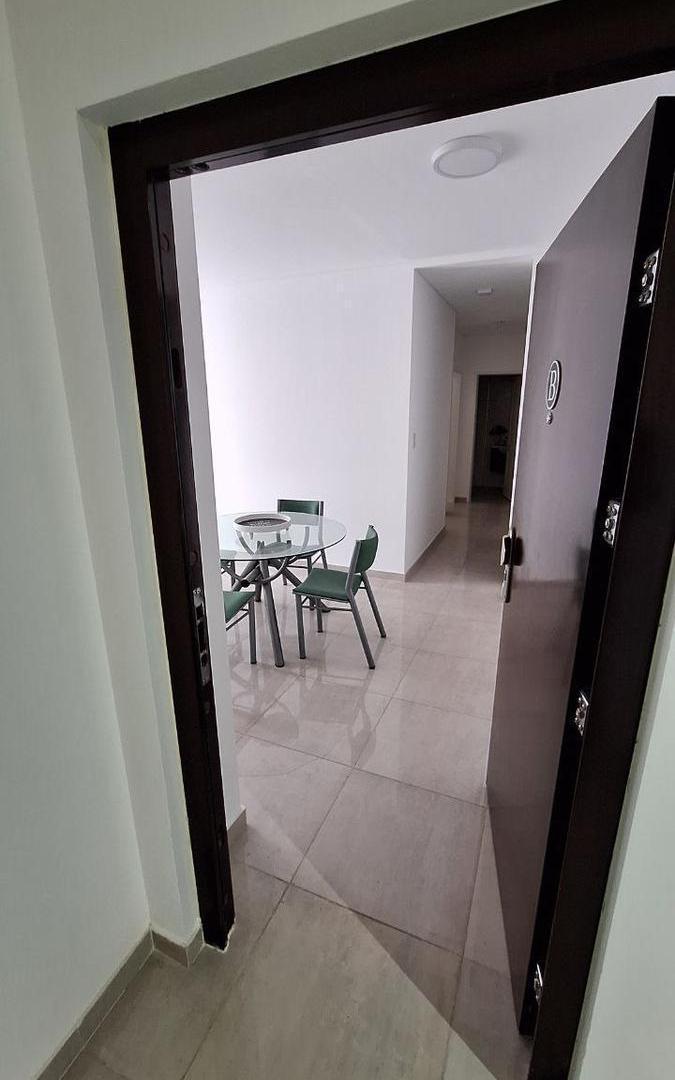 Foto de Venta departamento 3 ambientes en Quilmes centro -APTO CREDITO-, imagen 2