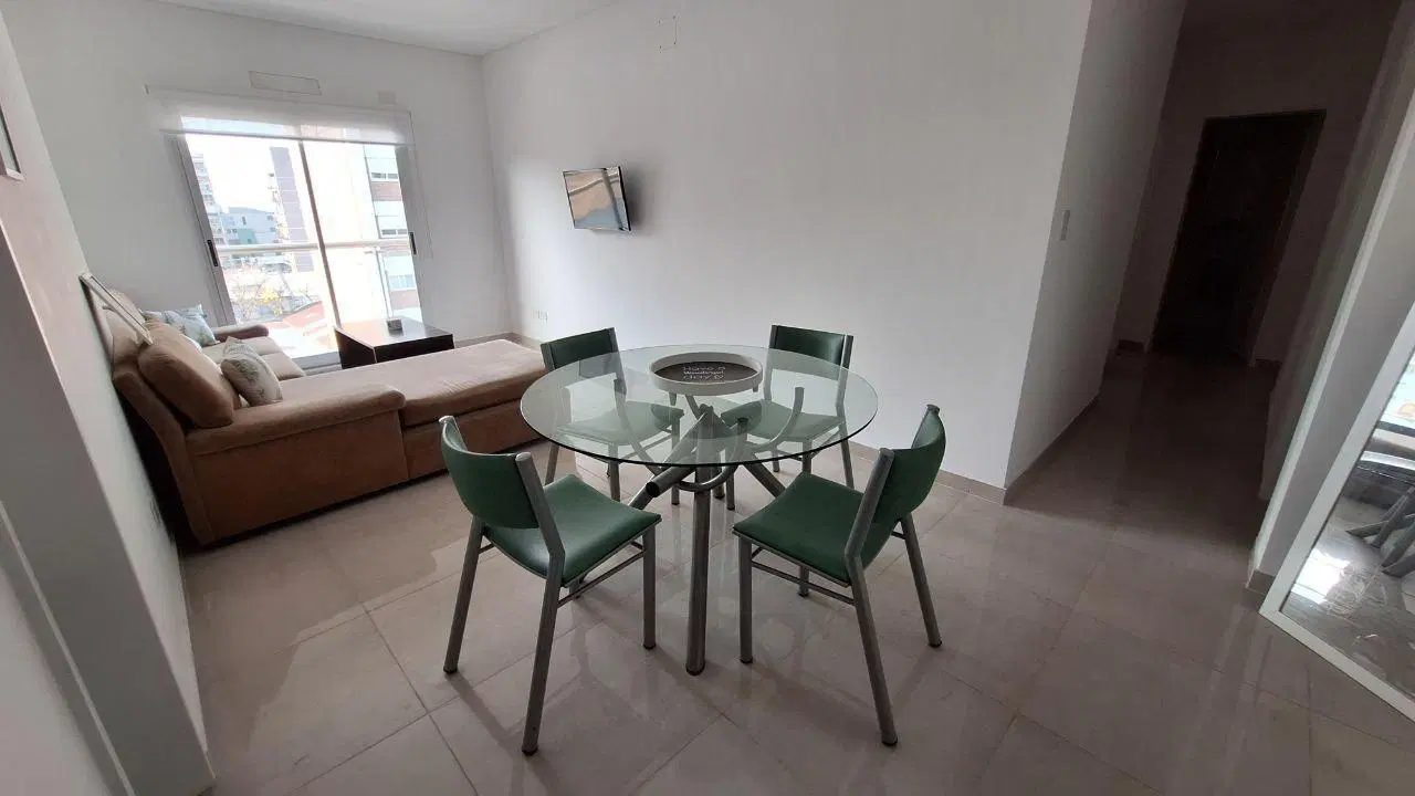 Venta departamento 3 ambientes en Quilmes centro -APTO CREDITO- 4