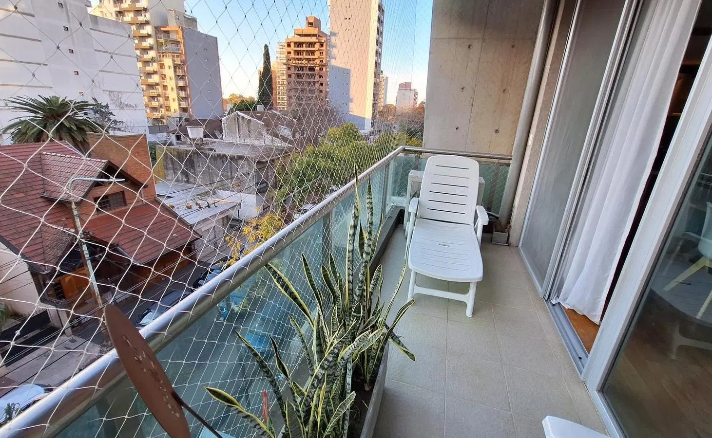 Venta de departamento de categoría 4 amb / 2 cocheras - Quilmes centro 4