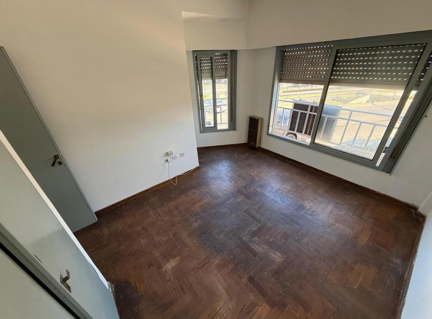 VENTA PH 3 AMBIENTES CON TERRAZA Y PARRILLA EN BERNAL OESTE 5