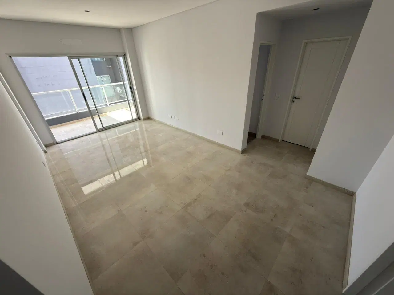 VENTA DEPARTAMENTO 2 AMBIENTES A ESTRENAR CON AMENITIES Y COCHERA EN QUILMES CENTRO 2
