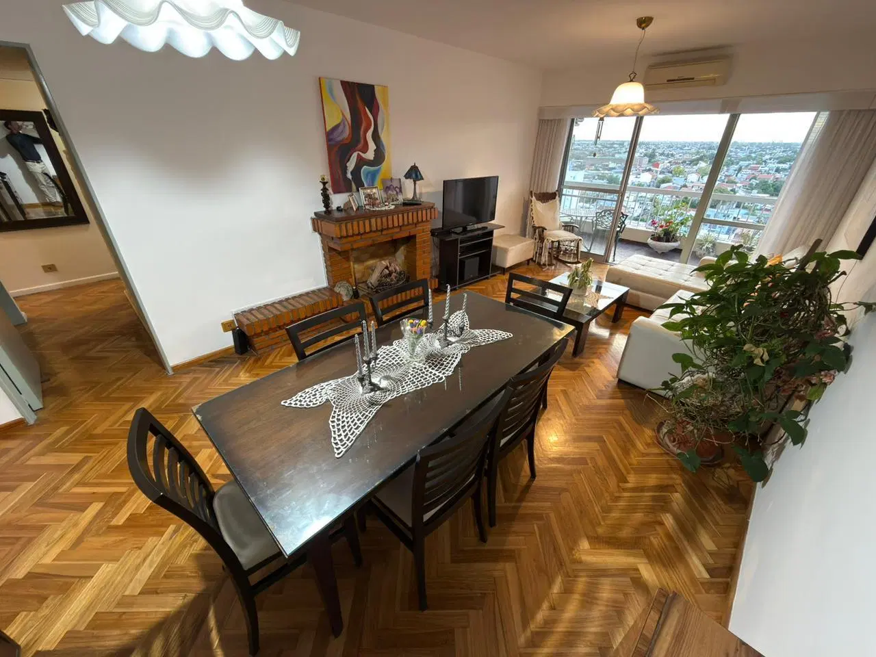 VENTA DEPARTAMENTO 4 AMBIENTES DE CATEGORÍA CON COCHERA OPCIONAL EN WILDE CENTRO 5
