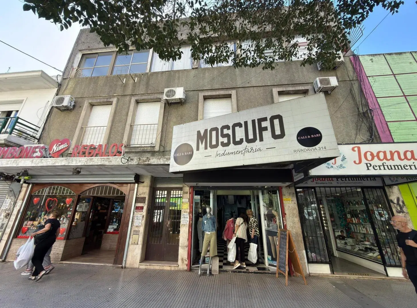 VENTA DE LOTE EN PEATONAL RIVADAVIA – QUILMES CENTRO - IDEAL INVERSOR 3