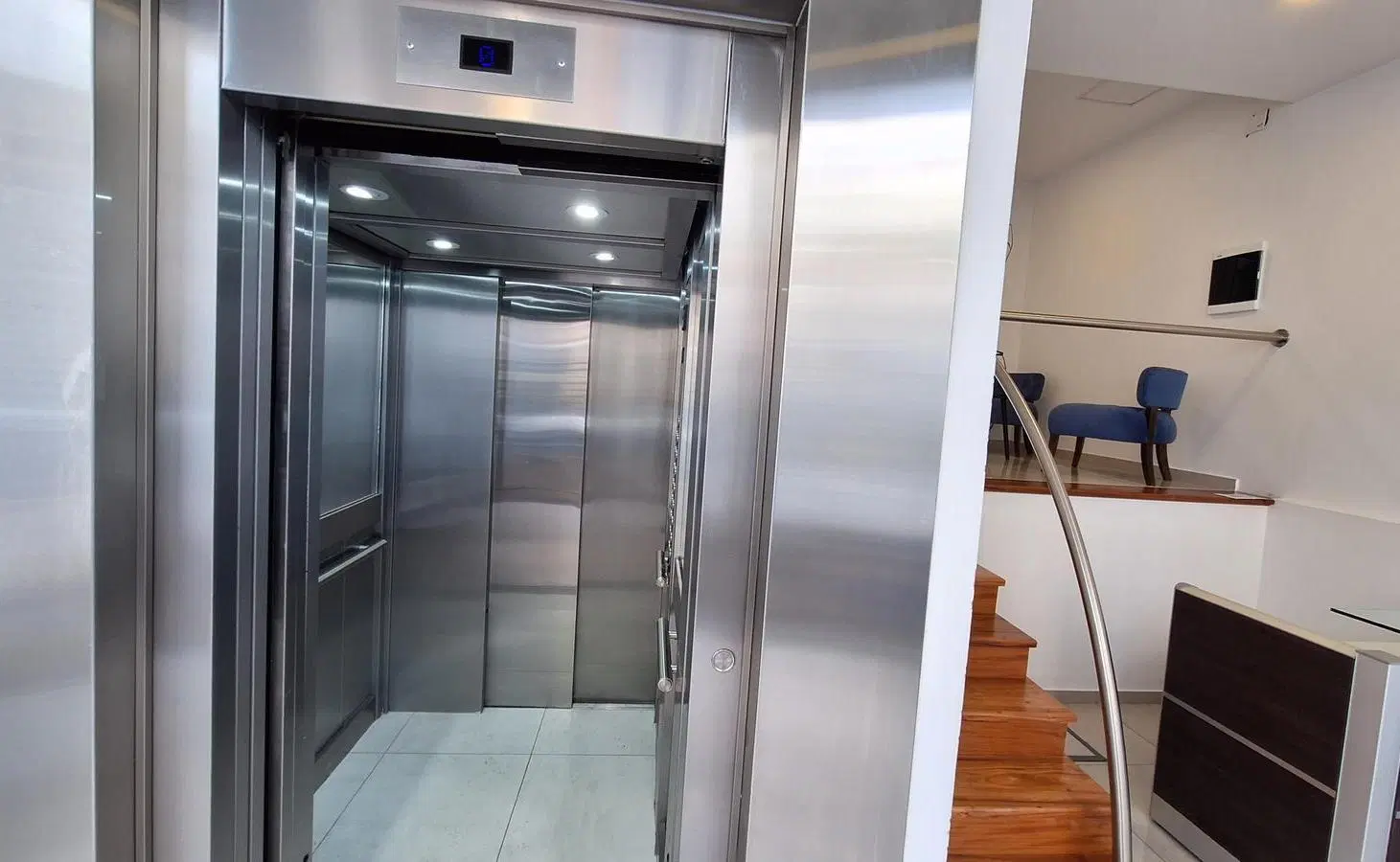 Alquiler de oficina premium 2 ambientes en Quilmes Centro - Plaza Conesa 2