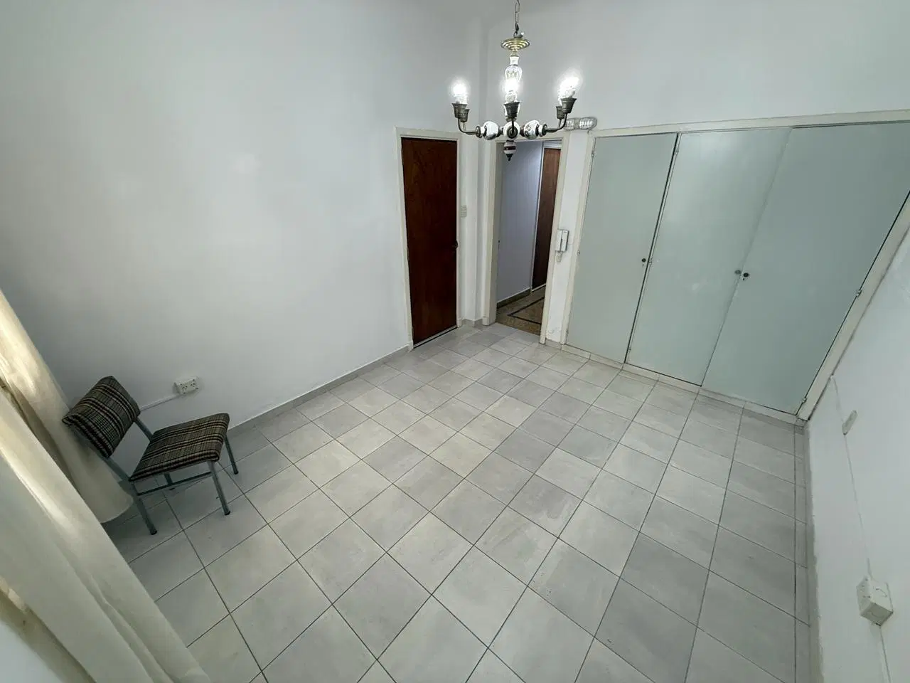 ALQUILER OFICINA IDEAL CONSULTORIO EN QUILMES 2